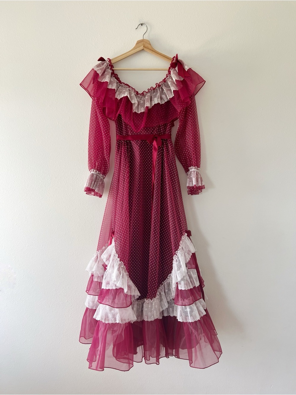 VINTAGE | 1970s Dance Allure Lace and Tulle Party Dress | XS*